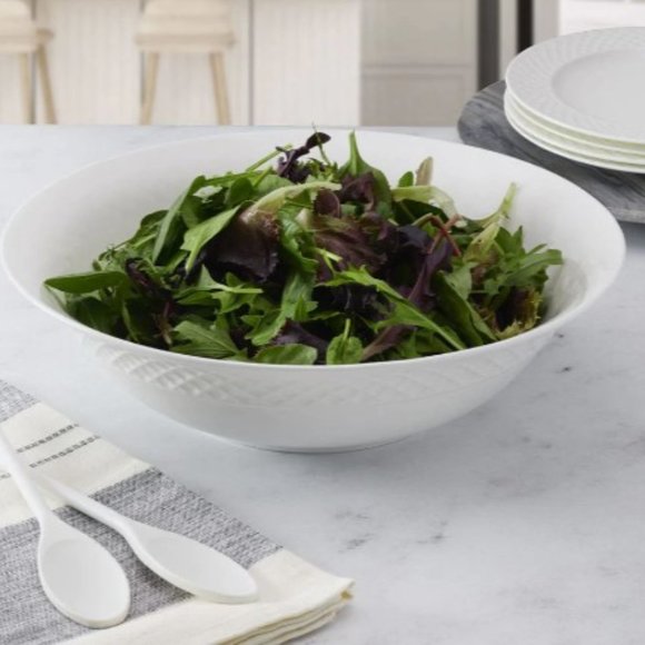 Mikasa Trellis White Flared Vegetable Serve Bowl - NIB - Picture 11 of 11